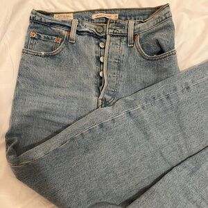 Vintage Levi's High Waisted Ribcage Straight jeans